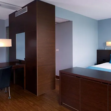 Hotel Park Plaza Amsterdam Airport