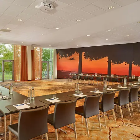 Park Plaza Amsterdam Airport 4* Lijnden