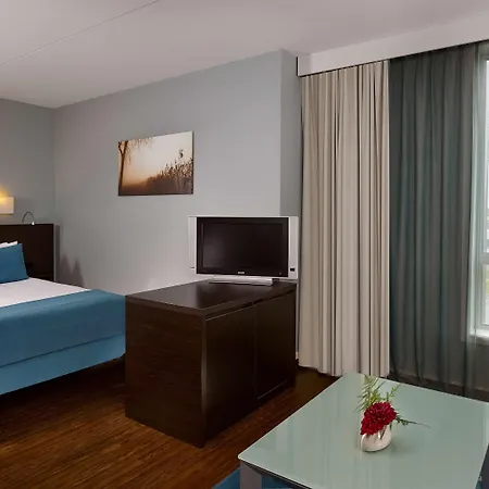 Park Plaza Amsterdam Airport