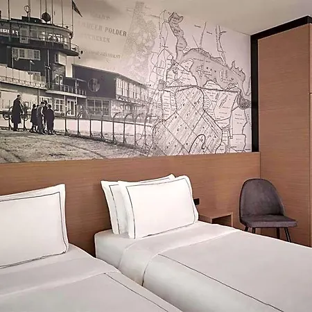 Park Plaza Amsterdam Airport Hotel