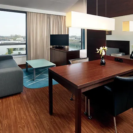 Hotel Park Plaza Amsterdam Airport