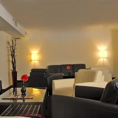 Park Plaza Amsterdam Airport Hotel 4*