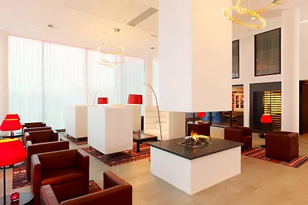 Park Plaza Amsterdam Airport Hotel 4*
