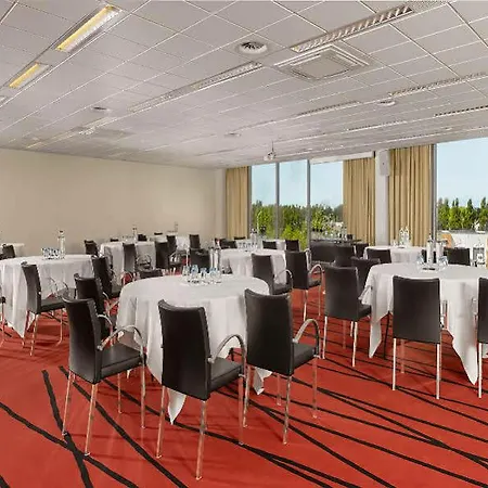 Park Plaza Amsterdam Airport 4* Lijnden