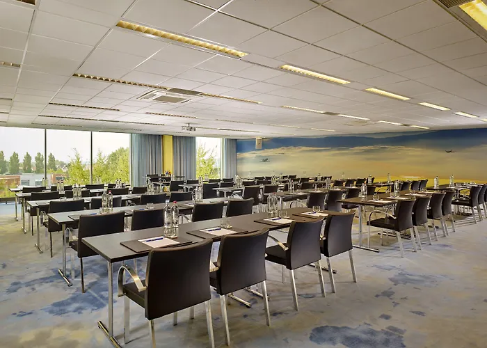 Park Plaza Amsterdam Airport Hotel 4*