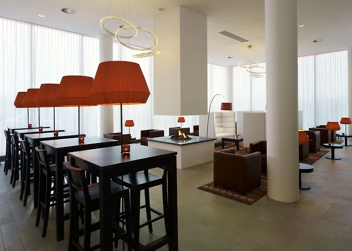 Park Plaza Amsterdam Airport 4*