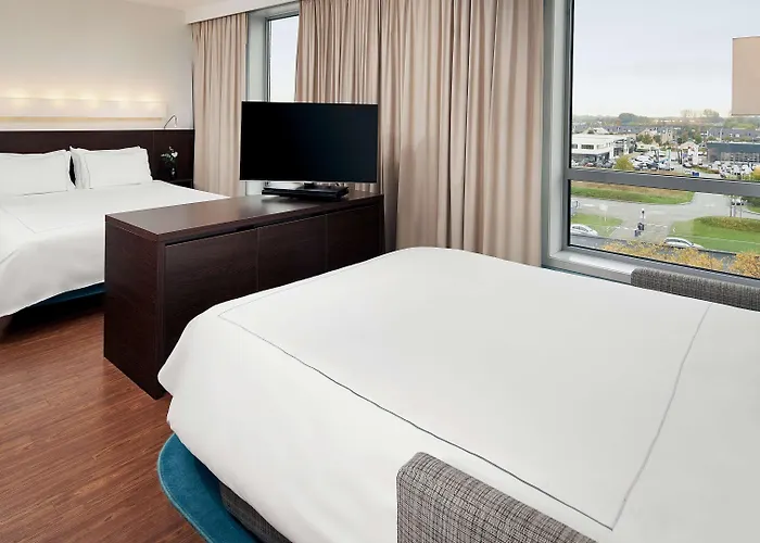 Park Plaza Amsterdam Airport 4* Lijnden