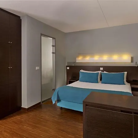 Park Plaza Amsterdam Airport 4* Лейнден