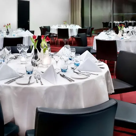Park Plaza Amsterdam Airport Отель 4*