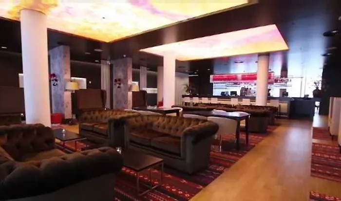 Park Plaza Amsterdam Airport Hotel 4*