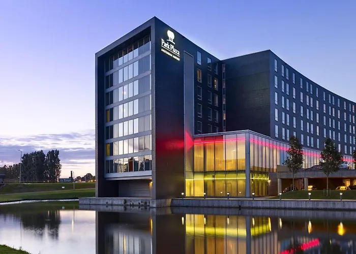 Park Plaza Amsterdam Airport Hotel 4*